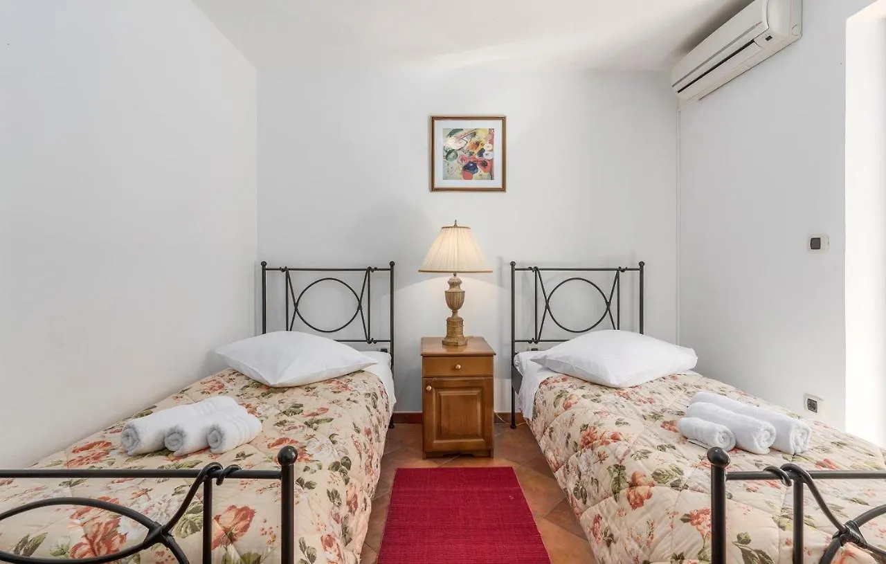 Villa Marina Vlakovo Koromačno 0*,